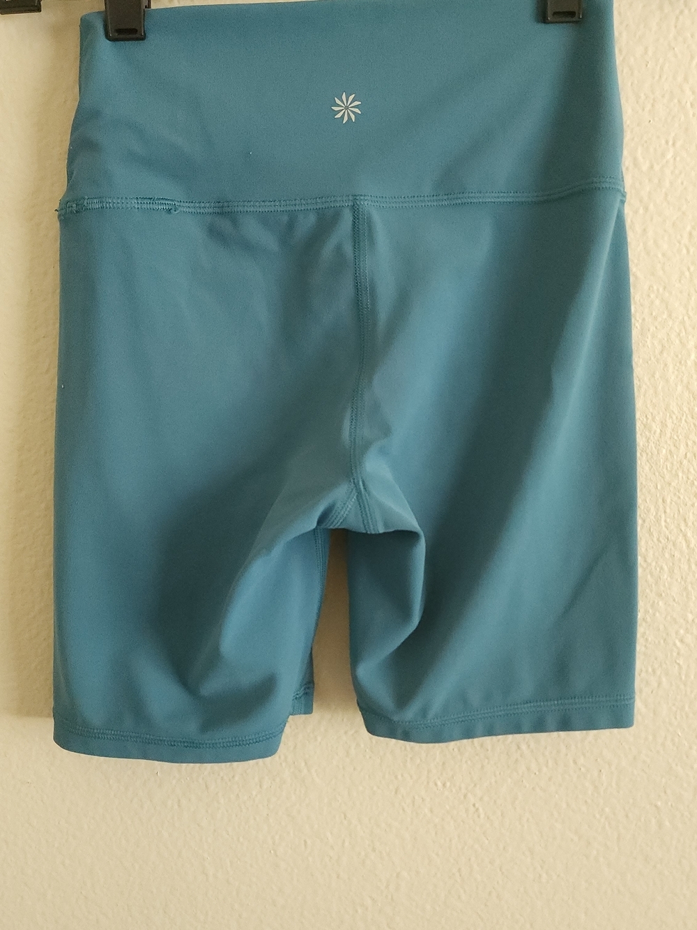 Athleta Transcend 7" Bike Short Teal Blue Size S Small - Picture 2 of 5